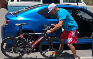 A TIP FROM EMILIO: Put your bicycle inside a small car by removing only the front wheel.